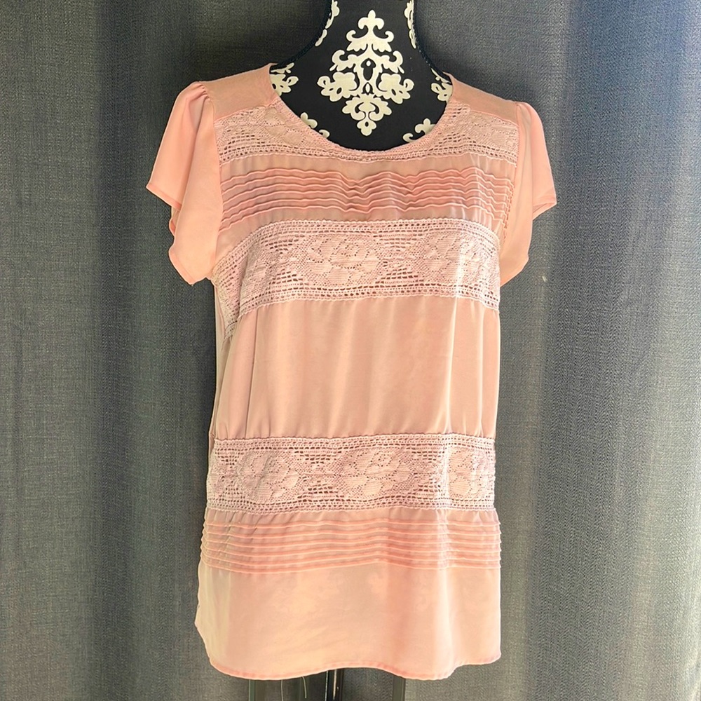 Adorable ladies chiffon & knit top